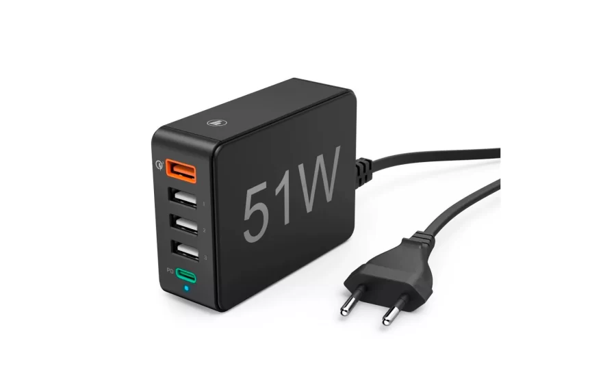 Hama 5-way charging station with 1x Quickcharge 3.0 / 3x USB-A / 1x USB-C Power Delivery 51 watts